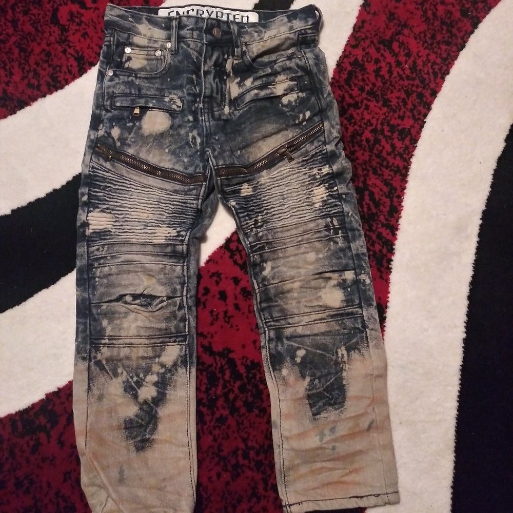 Encrypted size 6 jeans